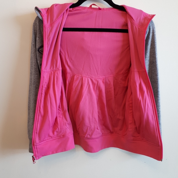 Ivivva grey ans pink reversible jacket - Picture 7 of 8